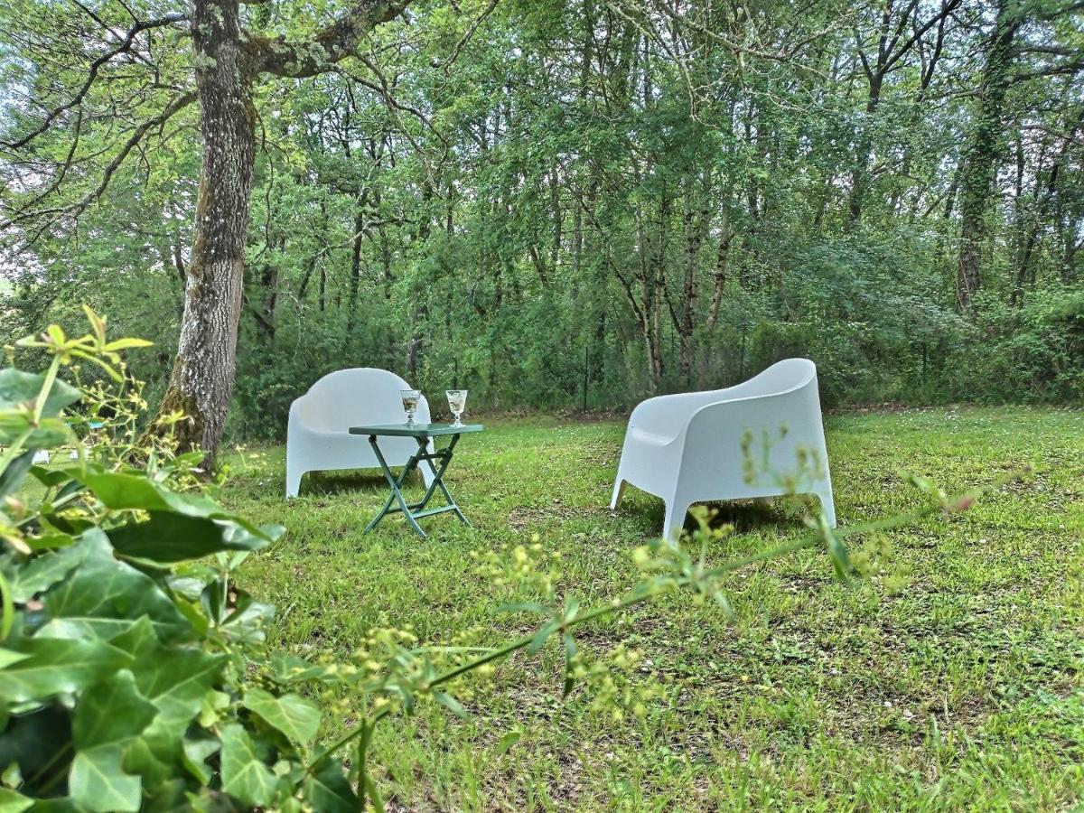 Les De L'isle Jourdain Chalet *